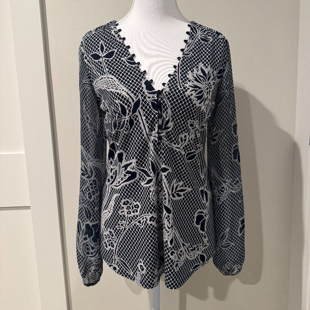 White House Black Market Top